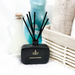 diffuseur de parfum d'ambiance à tiges de rotins linge frais parfum d'intérieur